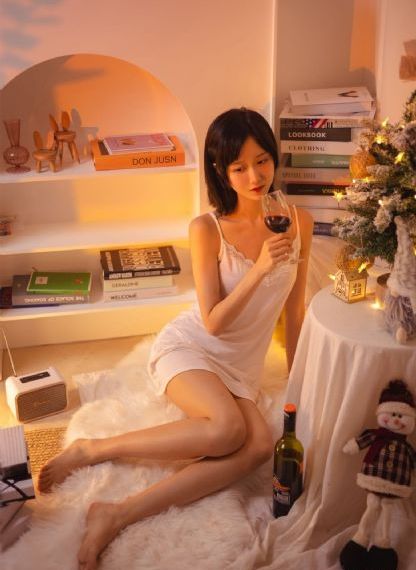 紧身衣女教师一区二区在线播放_国产剧电影完整版