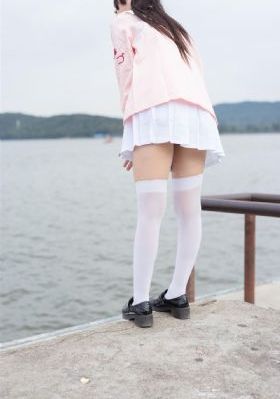 亚洲国产精品社区一_BD英语在线视频播放